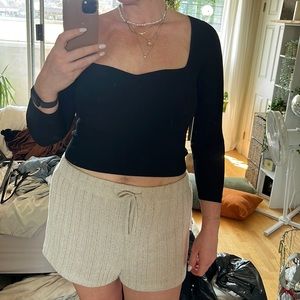 Aritzia babaton sculpt knit sleeved top